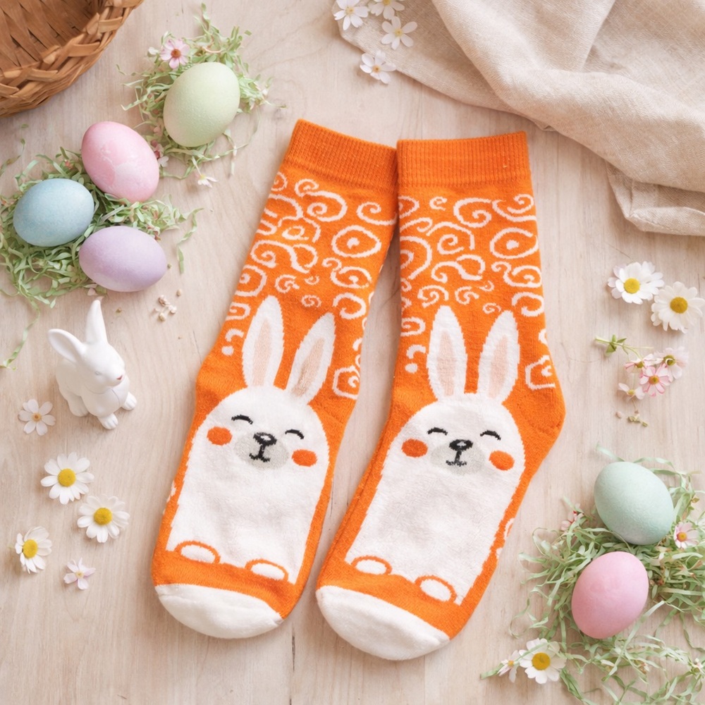 3/$15 Orange Bunny Swirl Socks | Big Shoe Size 41-46 | Easter Spring Gift Unisex - Picture 2 of 10